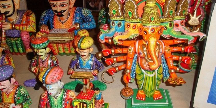 Varanasi Wooden Lacquerware & Toys